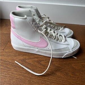 Nike Youth Girls High-Top Sneakers - White and Pink